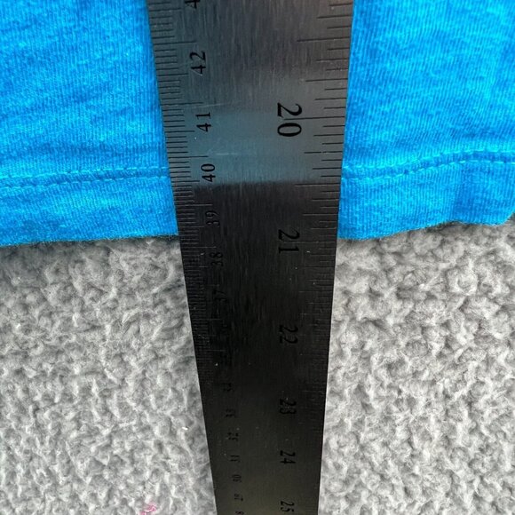 Mickey Mouse Womens Top 1X Blue Walt Disney World Patch Short Sleeve T Shirt - Picture 8 of 9